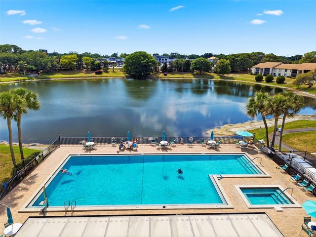 1871 PINE RIDGE WAY W B2, Palm Harbor, FL 34684