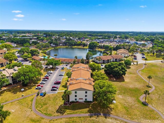 1871 PINE RIDGE WAY W B2, Palm Harbor, FL 34684