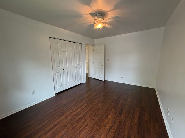 284 Hill Avenue, Bartlett, IL 60103