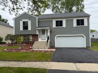 284 Hill Avenue, Bartlett, IL 60103