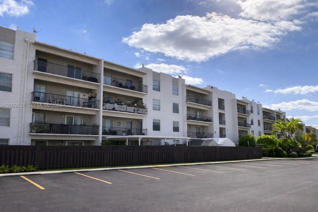 5755 W 20th Ave 406, Hialeah, FL 33012