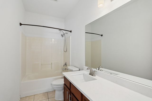 3383 Rosecroft Lane, Naperville, IL 60564