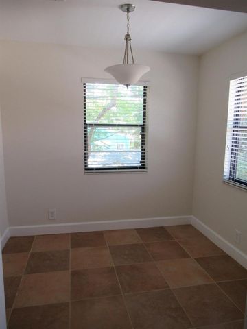 810 Park Place 2e, West Palm Beach, FL 33401