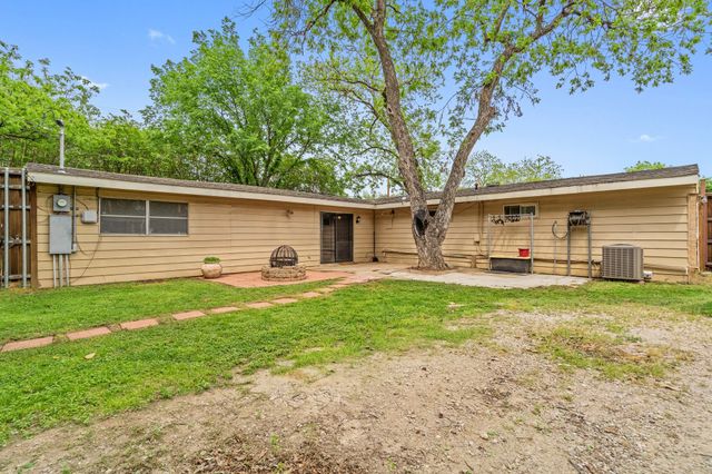 717 Van Horn Drive, Irving, TX 75060