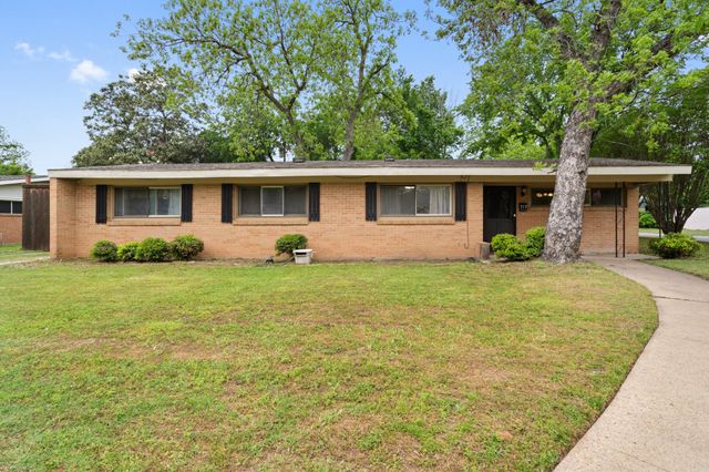 717 Van Horn Drive, Irving, TX 75060