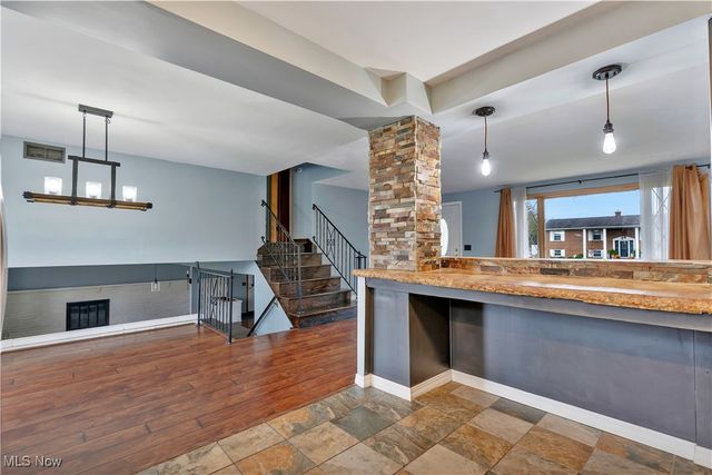 1227 33rd Street NE, Canton, OH 44714