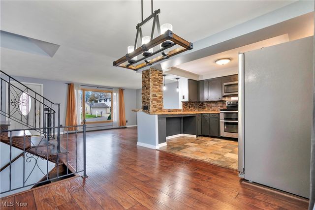 1227 33rd Street NE, Canton, OH 44714