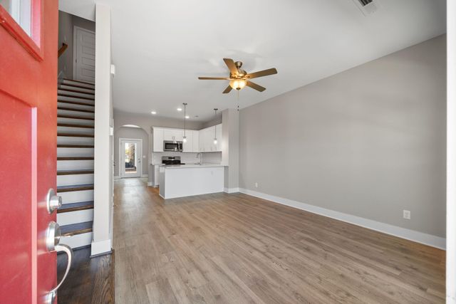 2437 E 17th Street, Chattanooga, TN 37404