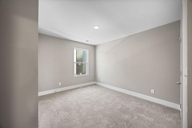 2437 E 17th Street, Chattanooga, TN 37404