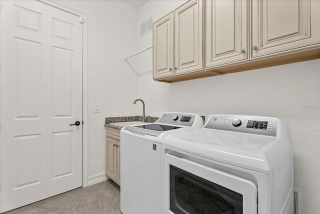 5544 MULLIGAN WAY, Bradenton, FL 34211