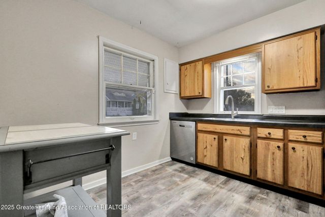 1114 Goodrich Street, Lansing, MI 48910