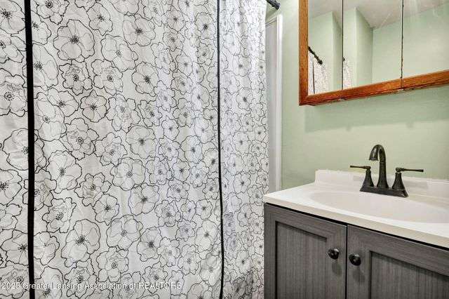 1114 Goodrich Street, Lansing, MI 48910