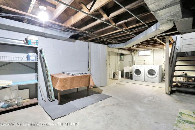 1114 Goodrich Street, Lansing, MI 48910