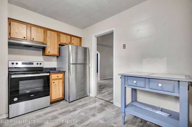 1114 Goodrich Street, Lansing, MI 48910