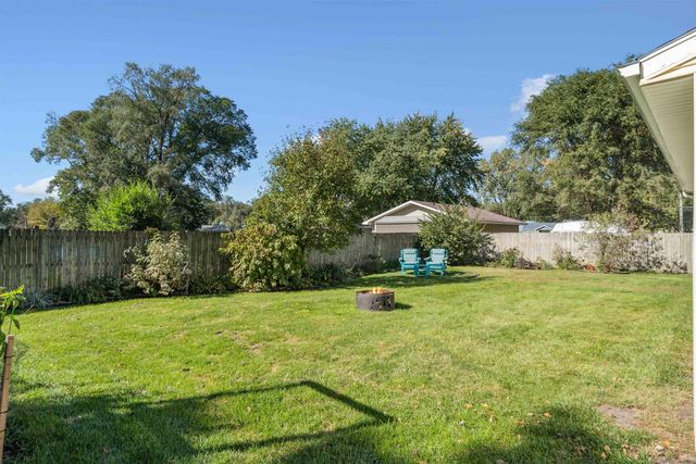 1337 Shultz Street, Waterloo, IA 50703