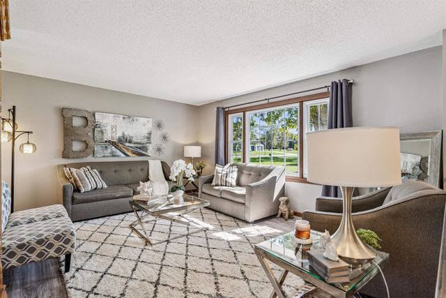 1337 Shultz Street, Waterloo, IA 50703