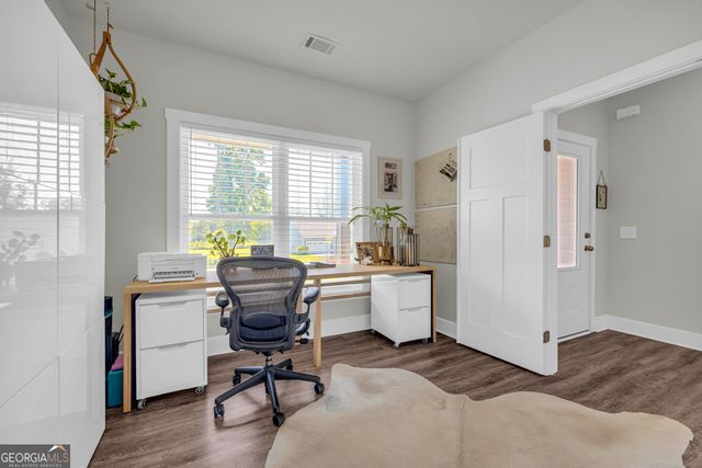 519 N Point Circle, Hartwell, GA 30643
