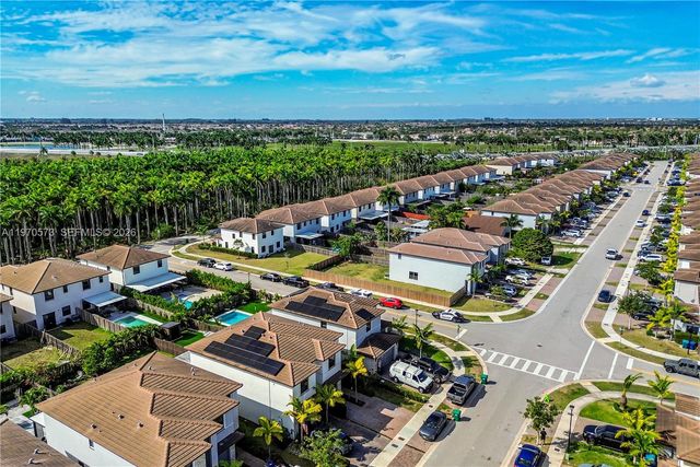 25418 SW 108th Ct, Homestead, FL 33032