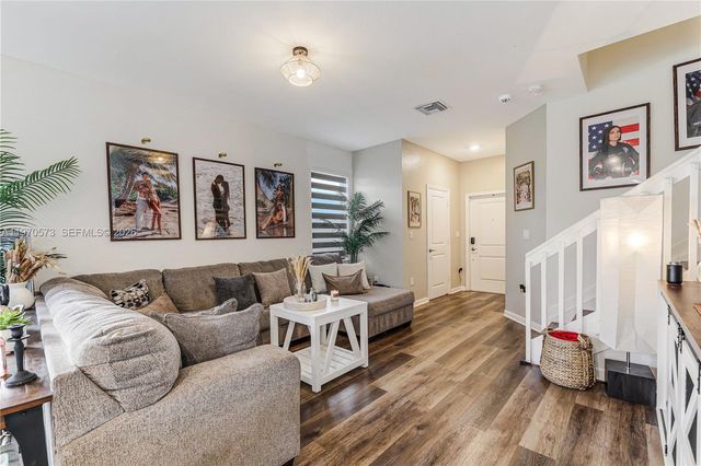 25418 SW 108th Ct, Homestead, FL 33032