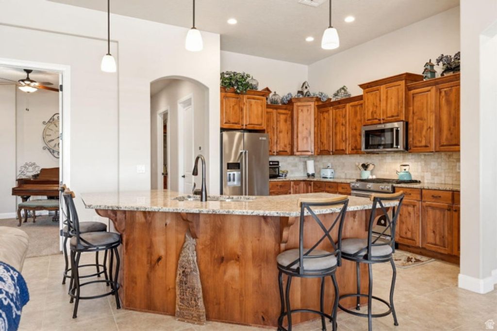 Image 15 of property listing at 2030 N RESERVE PKWY, Washington, UT 84780