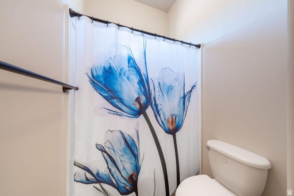 Image 35 of property listing at 2030 N RESERVE PKWY, Washington, UT 84780