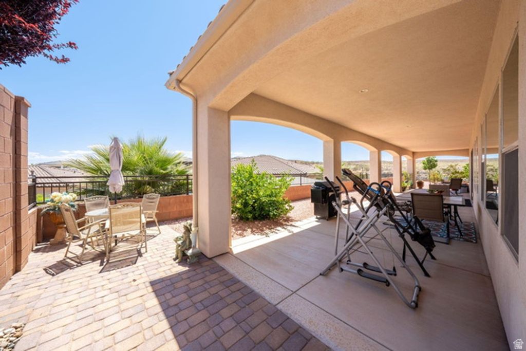 Image 46 of property listing at 2030 N RESERVE PKWY, Washington, UT 84780