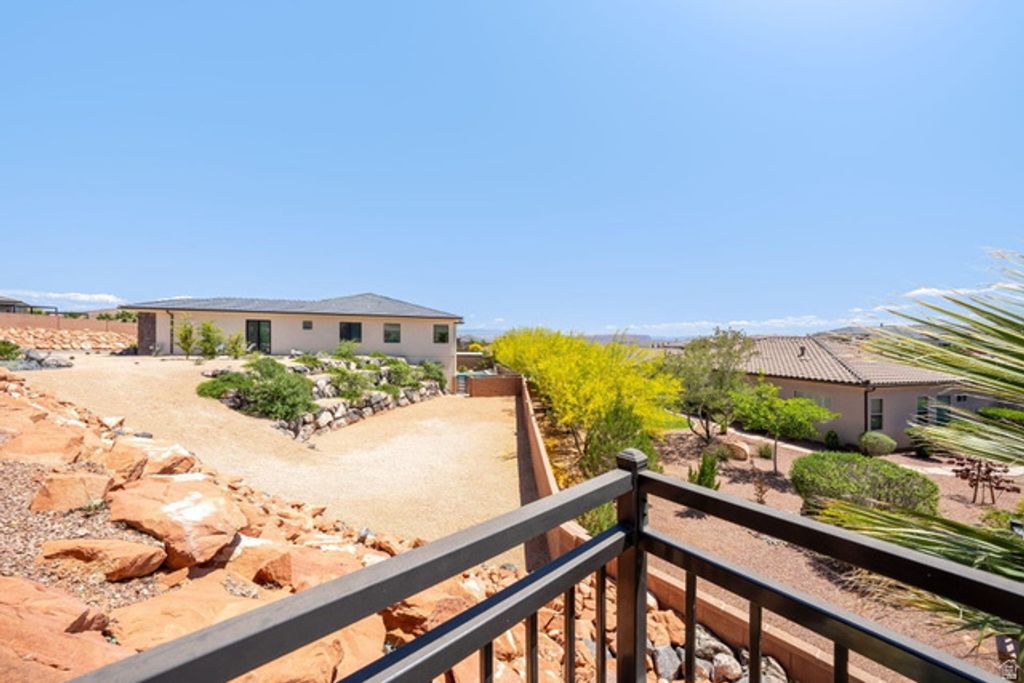Image 49 of property listing at 2030 N RESERVE PKWY, Washington, UT 84780