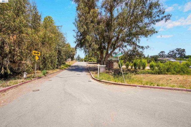 0 Mansfield Ave, Hayward, CA 94541