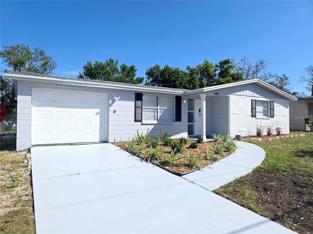 12904 COLLEGE HILL DRIVE, Hudson, FL 34667