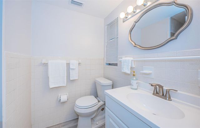 12904 COLLEGE HILL DRIVE, Hudson, FL 34667