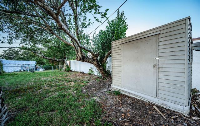 12904 COLLEGE HILL DRIVE, Hudson, FL 34667