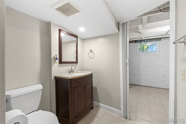 10406 Driver Avenue, St Louis, MO 63114
