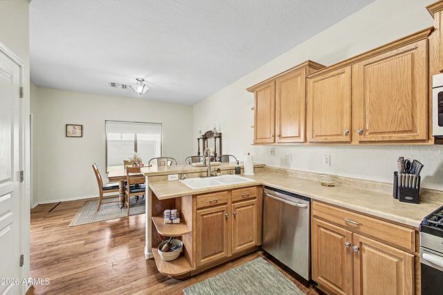 8433 E PERALTA Avenue, Mesa, AZ 85212