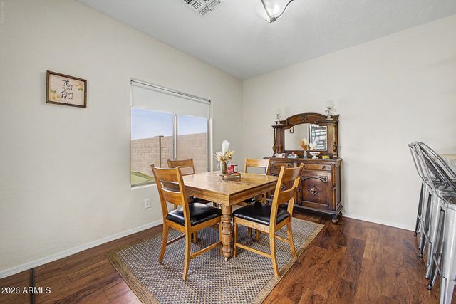 8433 E PERALTA Avenue, Mesa, AZ 85212