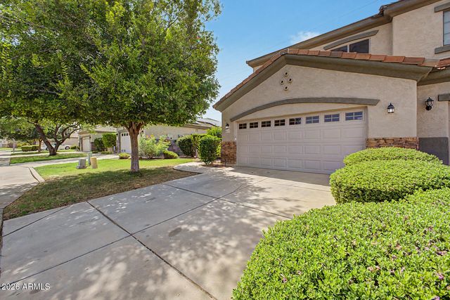 8433 E PERALTA Avenue, Mesa, AZ 85212