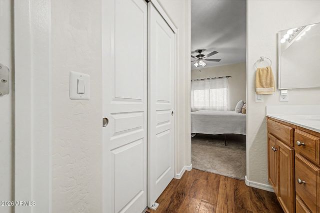 8433 E PERALTA Avenue, Mesa, AZ 85212