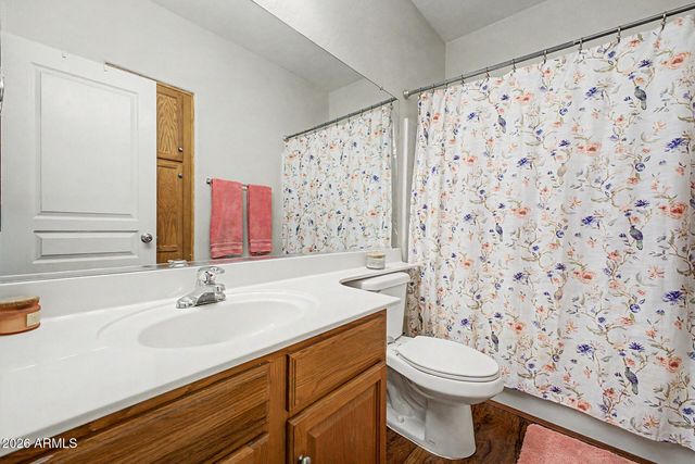 8433 E PERALTA Avenue, Mesa, AZ 85212
