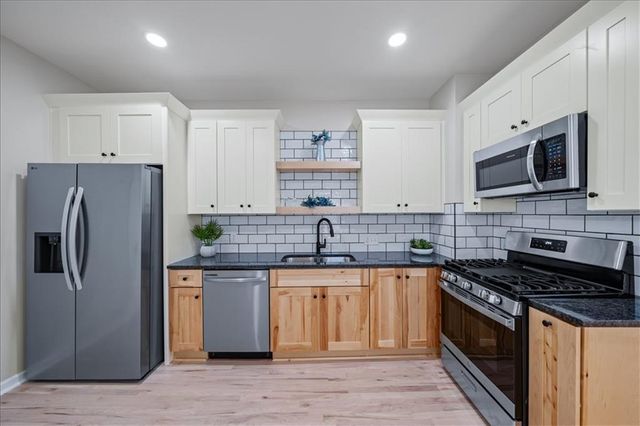 802 N 17th Street, Kansas City, KS 66102