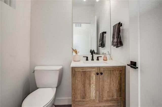 403 NE 100th Street, Kansas City, MO 64155