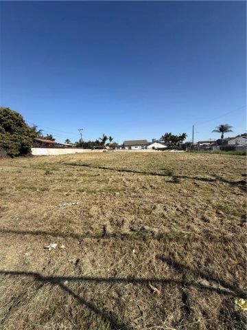 12650 S Western, Los Angeles, CA 90047