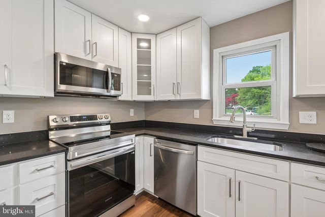 6023 MASSAPONAX DR, Fredericksburg, VA 22407