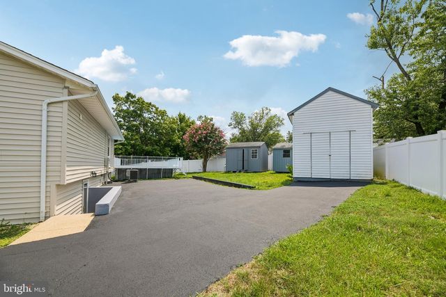 6023 MASSAPONAX DR, Fredericksburg, VA 22407