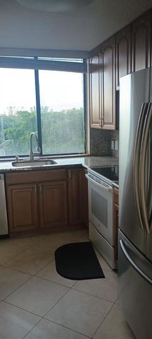 4222 Inverrary Blvd 4415, Lauderhill, FL 33319