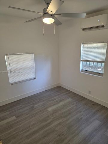 2911 NW 30th St, Miami, FL 33142