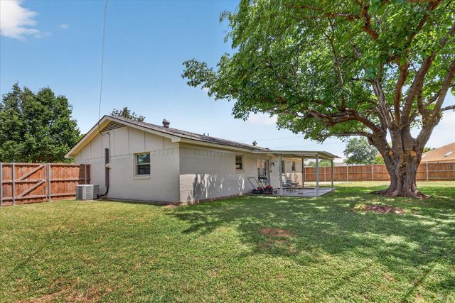 6200 Lalagray Lane, Watauga, TX 76148