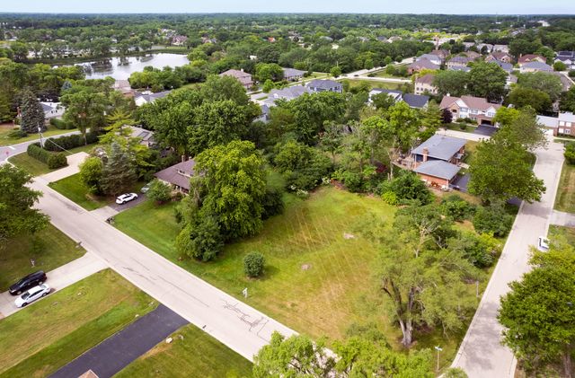 1282 N GROVE Avenue, Palatine, IL 60067
