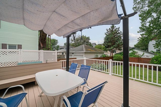 118 E Elm Ave, Quincy, MA 02170