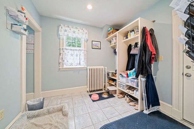 118 E Elm Ave, Quincy, MA 02170