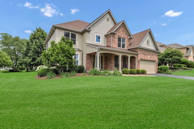 2198 Sutton Drive, South Elgin, IL 60177