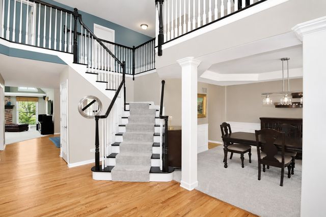 2198 Sutton Drive, South Elgin, IL 60177